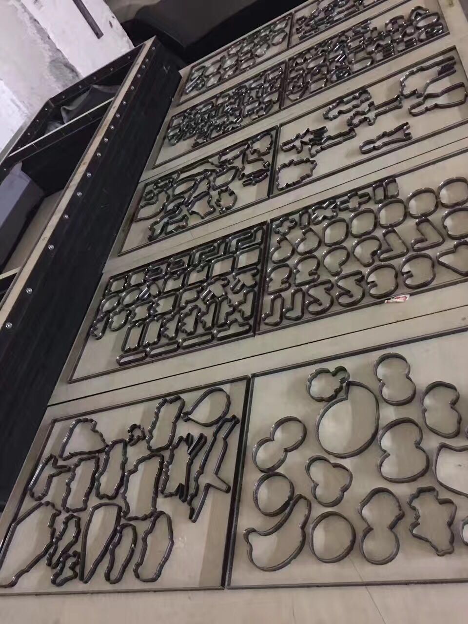 Применение высекальной машины и ее функции